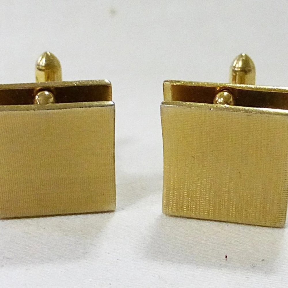 Vtg Swank cufflink square gold tone men accessories old money preppy